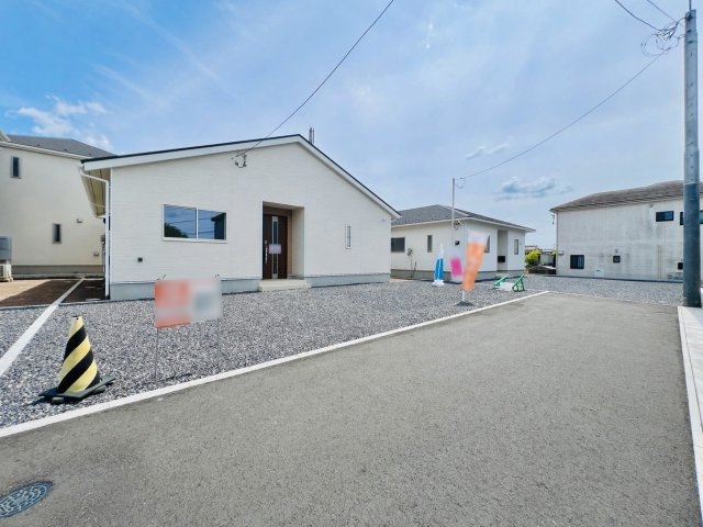 高崎市箕郷町白川の前面道路含む現地写真|閑静な住宅地♪