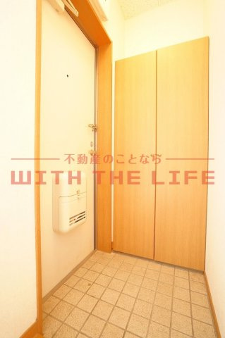 ミカハウス【キャッシュバック対象物件】の玄関|ゆったりとした玄関です