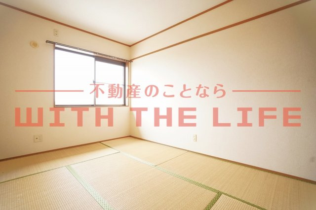 ミカハウス【キャッシュバック対象物件】の和室|柔らかい畳が心地よい和室