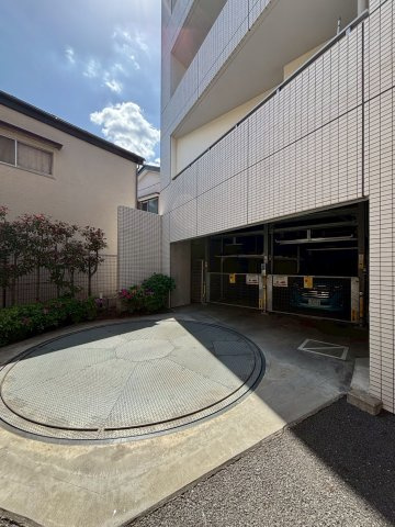 ヴィルヴィオ葛西の駐車場