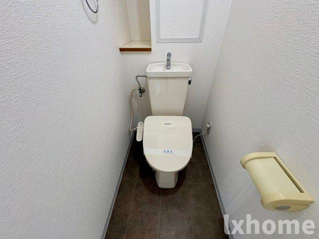 メゾンドールⅠのトイレ|シンプルで使いやすいトイレです