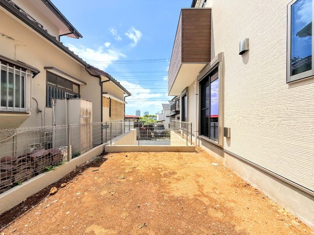 戸塚区平戸3丁目　新築戸建て　第2の庭