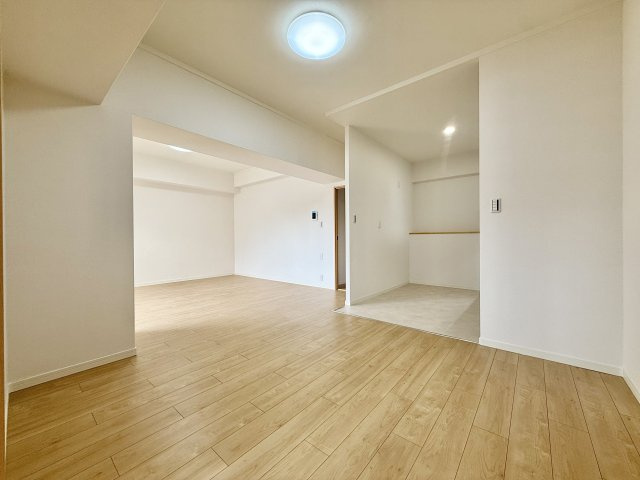 三旺マンション第5植田の居間・リビング
