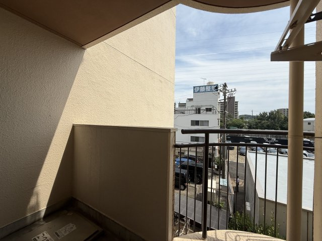 三旺マンション第5植田のバルコニー