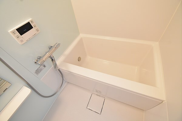パインクレスト調布の浴室