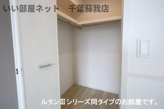 メゾン・ド・リュミエールⅢの収納|十分な収納スペースがあります
