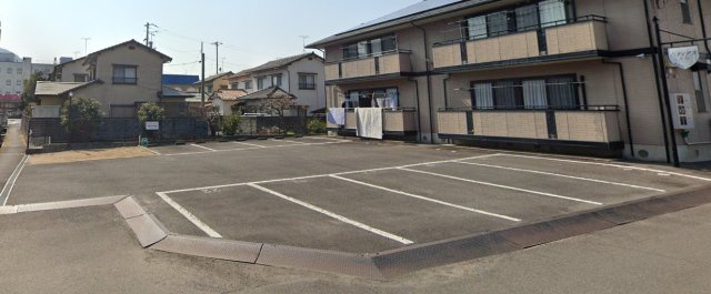 満室！善通寺市　二棟一括の駐車場