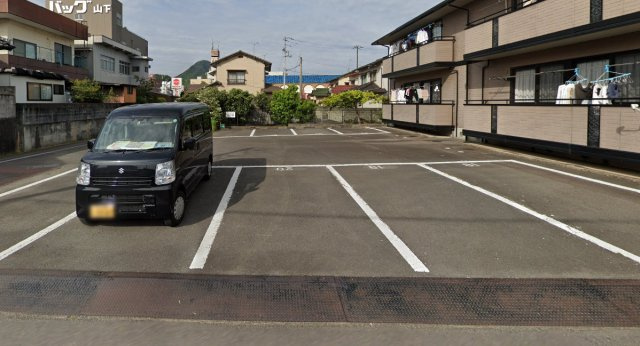 満室！善通寺市　二棟一括の駐車場