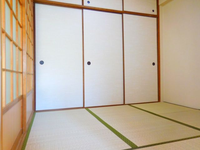 【寝室】 | 高槻グランドハイツ