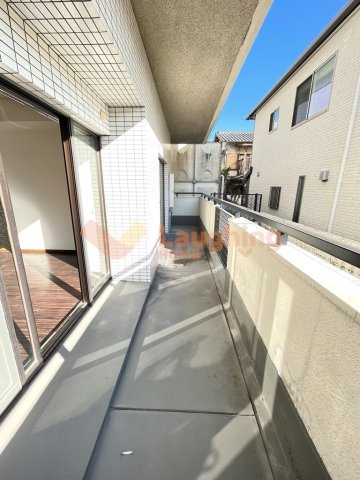 グランドシャルマンのバルコニー|広々としたバルコニーです