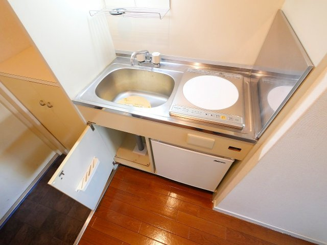 メゾンアンテルナ奈良のキッチン|きれいなキッチンです