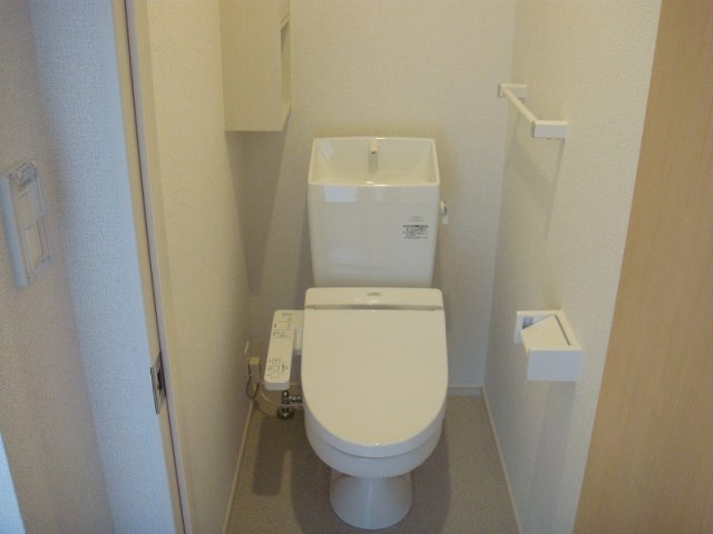 【トイレ】 | ノースパークＢ | 落ち着いた色調のトイレです