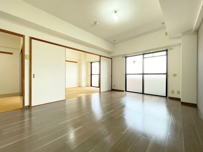 【内装】 | アスティオン江坂