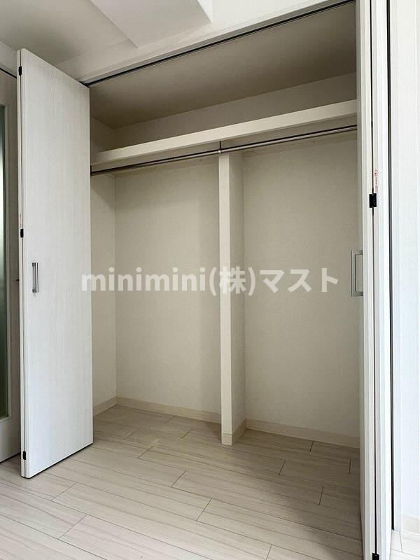 大阪市中央区博労町１丁目の賃貸マンションの収納