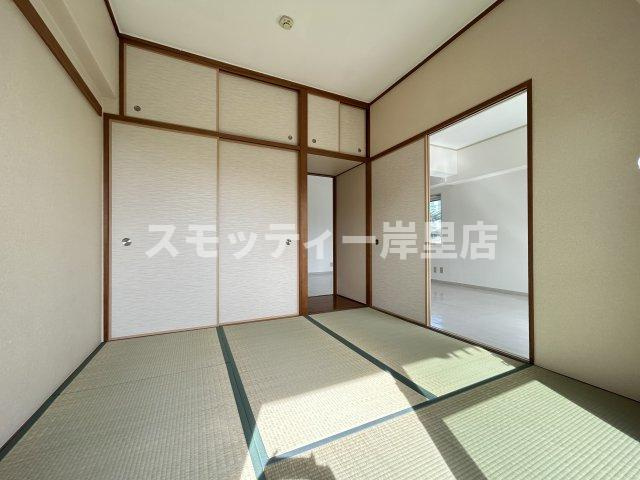 パレ北加賀屋の和室