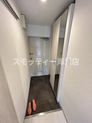 パレ北加賀屋の玄関