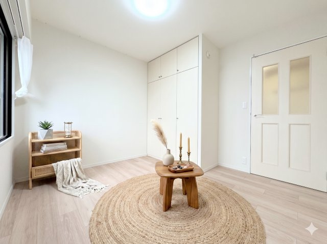 ニューシティ東戸塚南の街壱号館の洋室|◆子どものスタディ空間として、あるいは書斎やホビールームとして生活スタイルに合わせて使えるプライベートルーム。居心地のいい落ち着いたインテリアが似合います。(家具はイメージです)