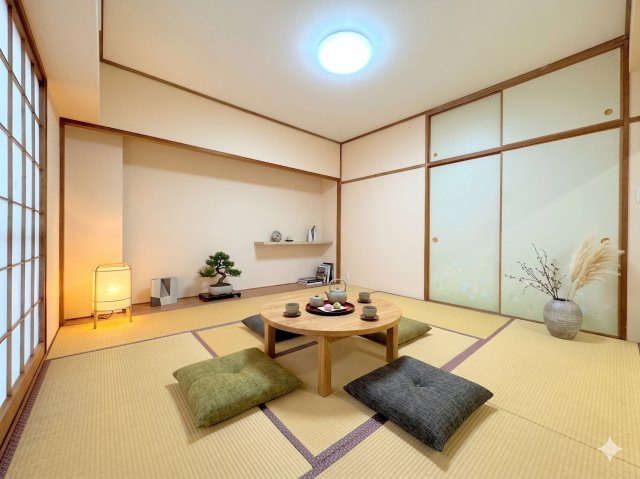 ニューシティ東戸塚南の街壱号館の和室|◆感性を育むプライベートルームはシンプルでスマートな空間。好みの空間で読書をしたり、音楽を聞いたりと一人の時間も充実したものにできます。(家具はイメージです)
