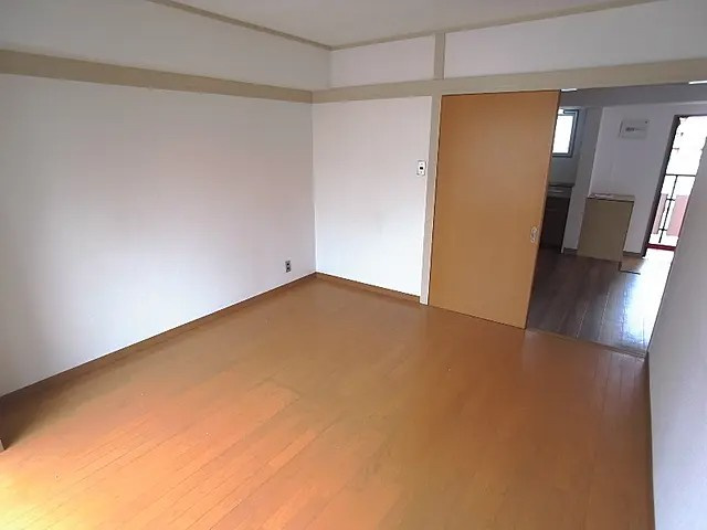 ビューハイツ花隈の居間・リビング