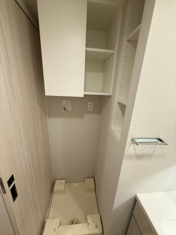 パレステージ大島のランドリースペース|使い勝手の良いランドリースペース
