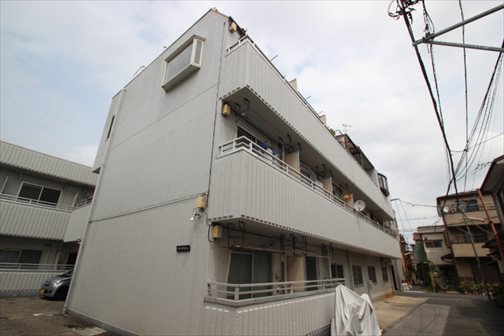 ウォンザハイムＡ棟の外観