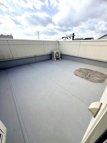 西淀川区中島一丁目戸建のバルコニー
