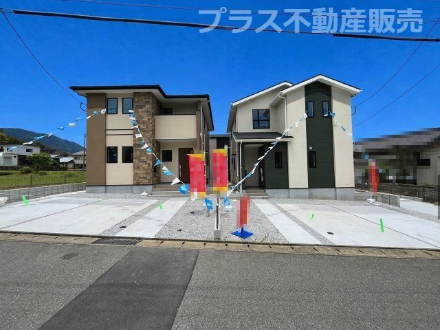 【外観】 | 糟屋郡宇美町障子岳2丁目2期　2号棟（全3棟）【仲介手数料無料・0円】 | 現地写真。プラス不動産販売なら、現場の全ての棟をまとめてご見学頂けます。