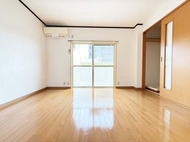 ドリームハウスの居間・リビング