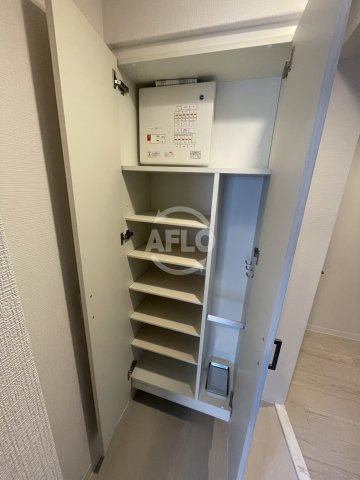 エスリードレジデンス本町パークフロントの収納|エスリードレジデンス本町パークフロント　シューズボックス