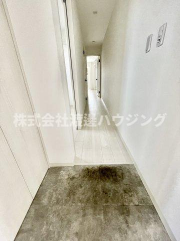 フォレストクリエオーレ宮前町弐番館の玄関