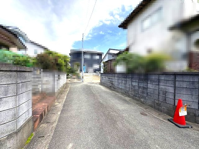 【その他】 | 糟屋郡宇美町宇美東3丁目1期・平屋　1号棟（全1棟）【仲介手数料無料・0円】 | 現地写真。前面道路です。