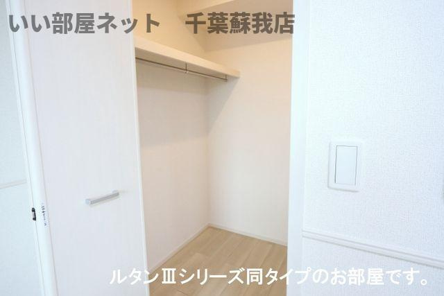 メゾン・ド・リュミエールⅢの収納|収納豊富です