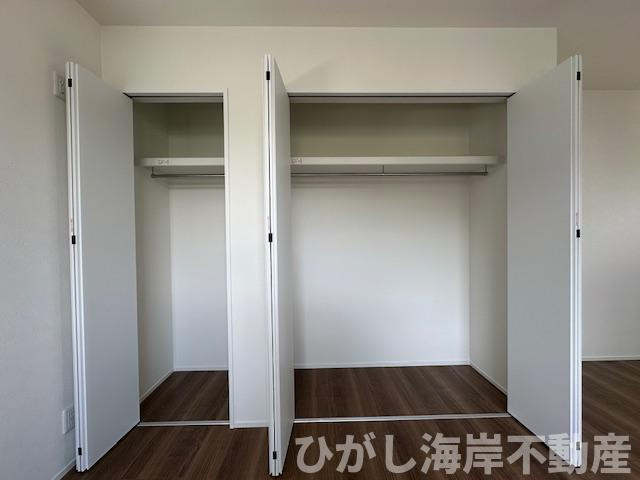 鎌倉市材木座3丁目　新築戸建　全２棟の収納|各居室　収納スペース付き
