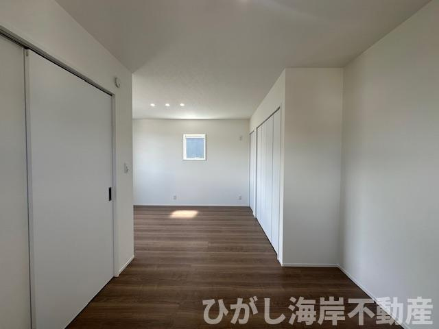 鎌倉市材木座3丁目　新築戸建　全２棟の内装|10.8帖　洋室