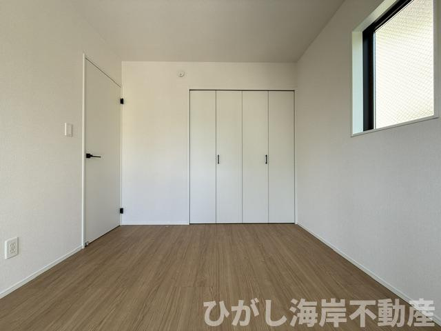 中郡大磯町国府本郷　新築戸建　の内装|5.2帖　洋室