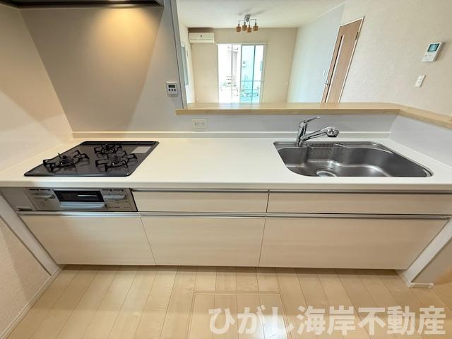 平塚市田村6丁目　中古戸建のキッチン|システムキッチン