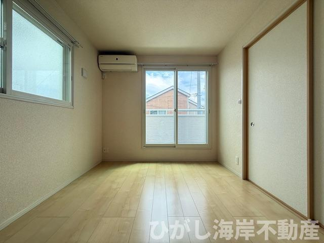平塚市田村6丁目　中古戸建の洋室|新規リフォーム完了！　6帖　洋室