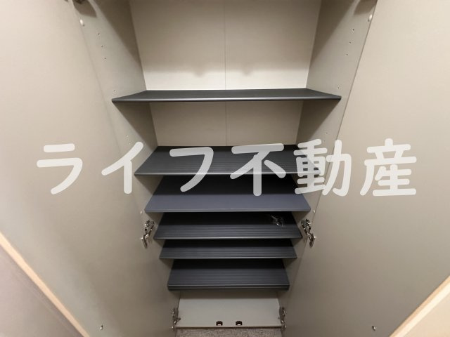 INOVE若江北の収納|こまごまとしたものを収納できそうですね