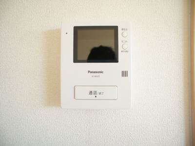 【セキュリティ】 | アスカＦ | 訪問者の確認ができるTVドアホン付きです♪