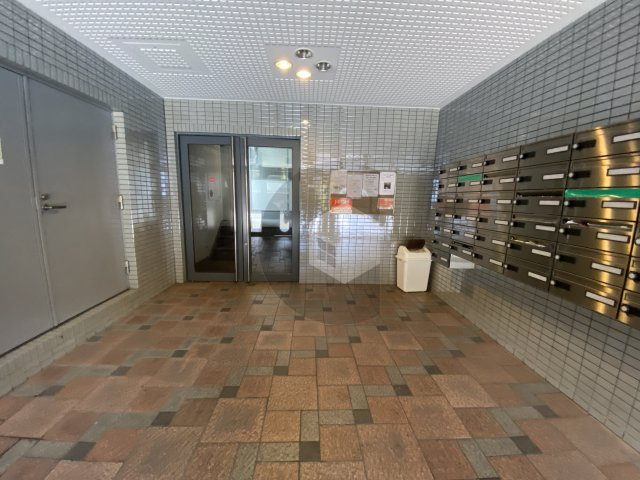 エトワールハイム川本のロビー