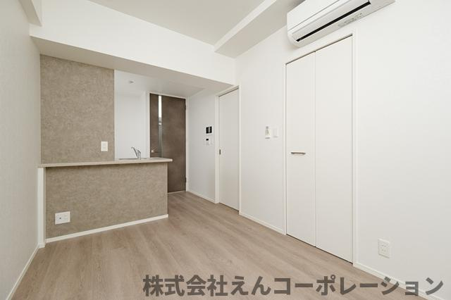 【居間・リビング】 | 反転タイプ