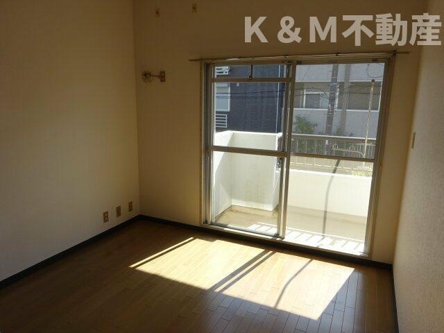 コープタウン北柏の居間・リビング|ゆったりとした居間です