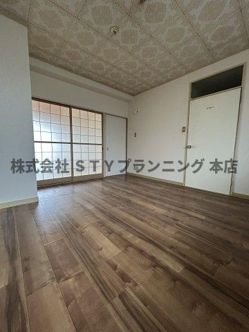 仲介手数料0円！Casa de Felineの居間・リビング