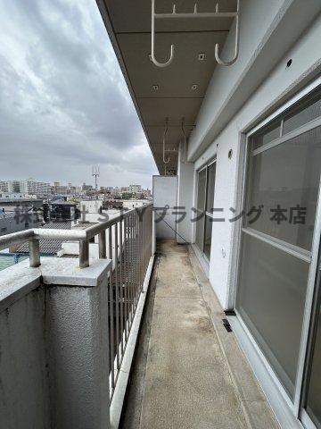 仲介手数料0円！Casa de Felineのバルコニー