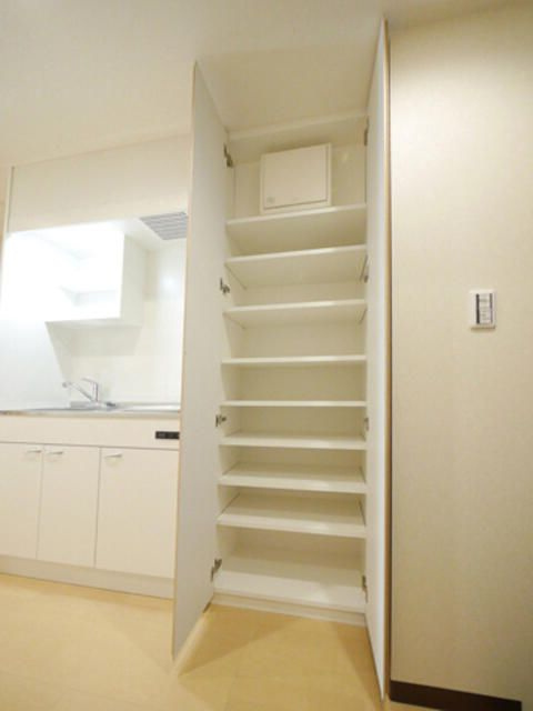 キャトル　セゾンのその他|シューズボックス
