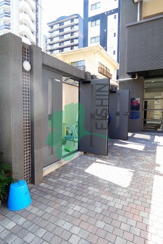 サンクス博多駅南
