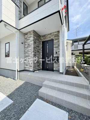 【エントランス】 | 静岡市駿河区曲金5丁目 2期 新築一戸建て | エントランスです