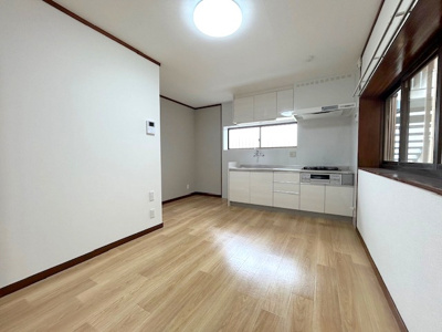 【居間・リビング】 | 出屋敷元町２丁目 戸建