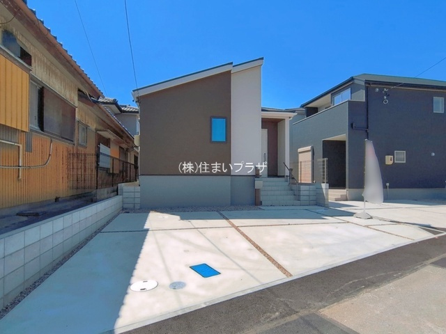 仲介手数料無料）高浜市呉竹町第３・４号棟の前面道路含む現地写真|前面道路含む現地写真です