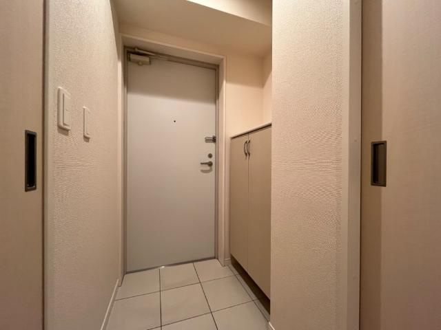 アルストロメリアの玄関|玄関